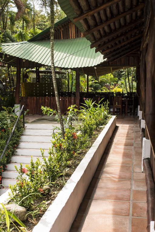 Manuel Antonio Hostel Resort Extérieur photo