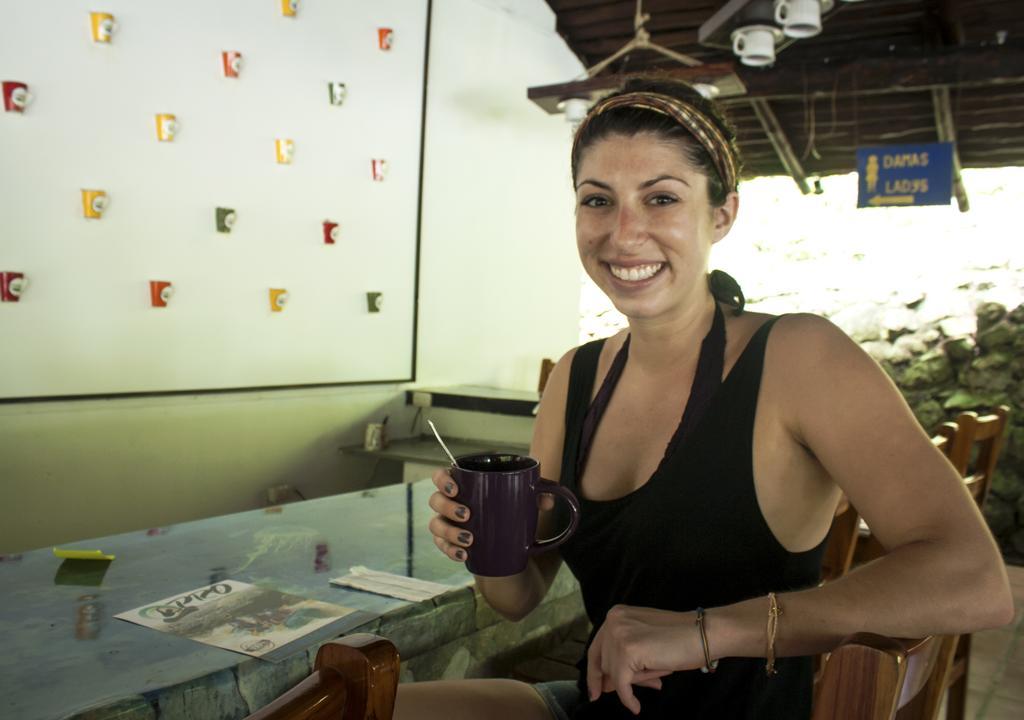 Manuel Antonio Hostel Resort Extérieur photo