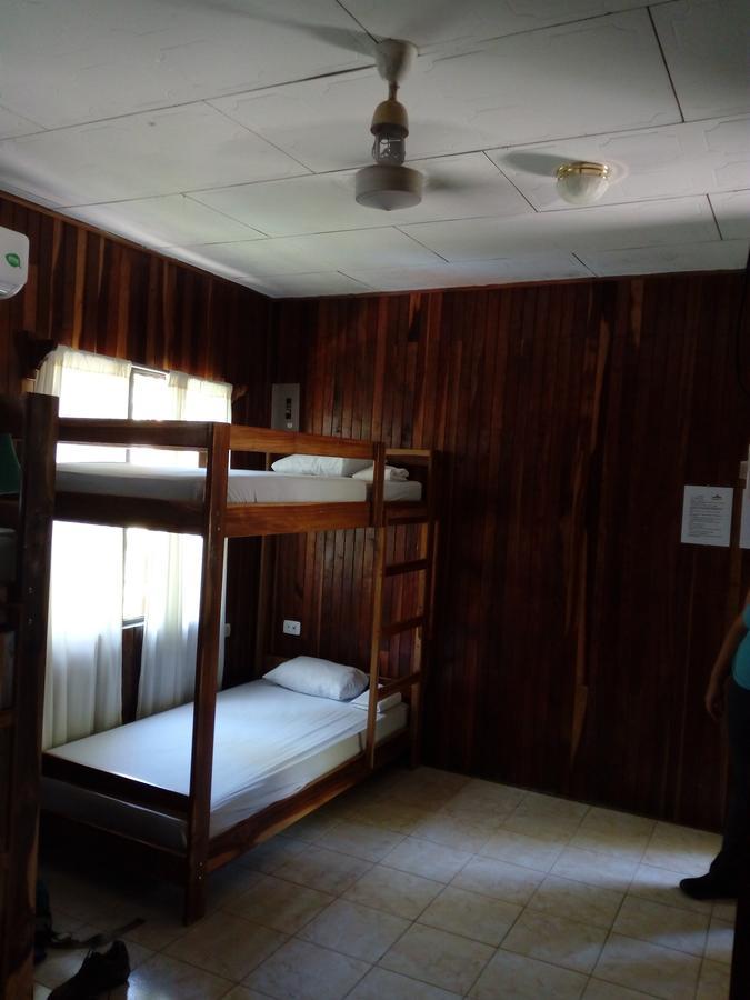 Manuel Antonio Hostel Resort Extérieur photo